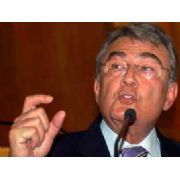 BAYKAL DAN GAZETECİLERE KAHVALTI